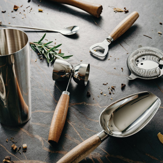 Keepsake Cocktail Sets Lifestyle